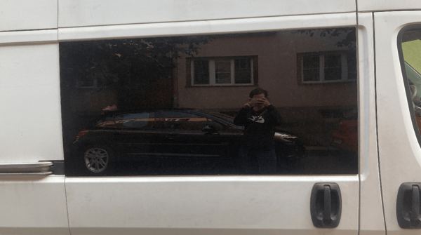 seitenfenster-am-van-mazlik